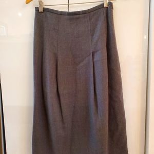 Grey pleaded pencil skirt